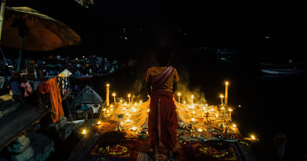 Dev Deepawali Private Boat Booking