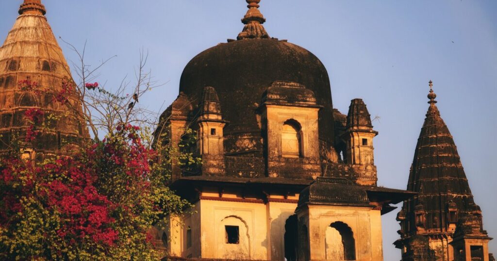 Family Budget Planning for Ayodhya Tour