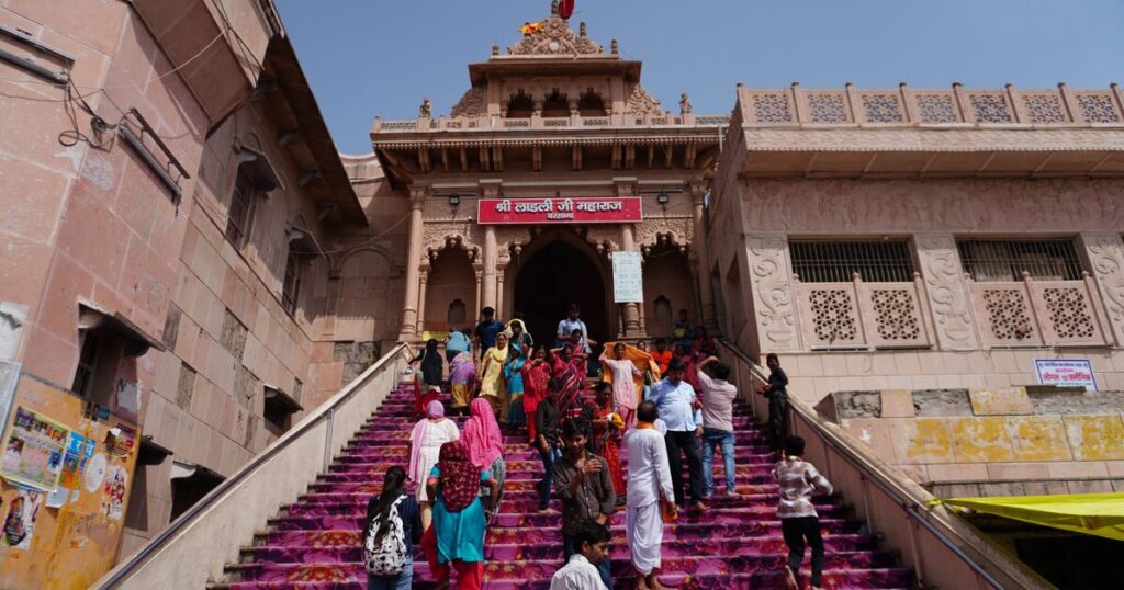 Varanasi Ayodhya Prayagraj Tour Cost Breakdown