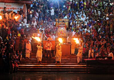 Varanasi Kashi Yatra for Gujarati Senior Citizens – Comfortable Package, Cost & Booking 2026