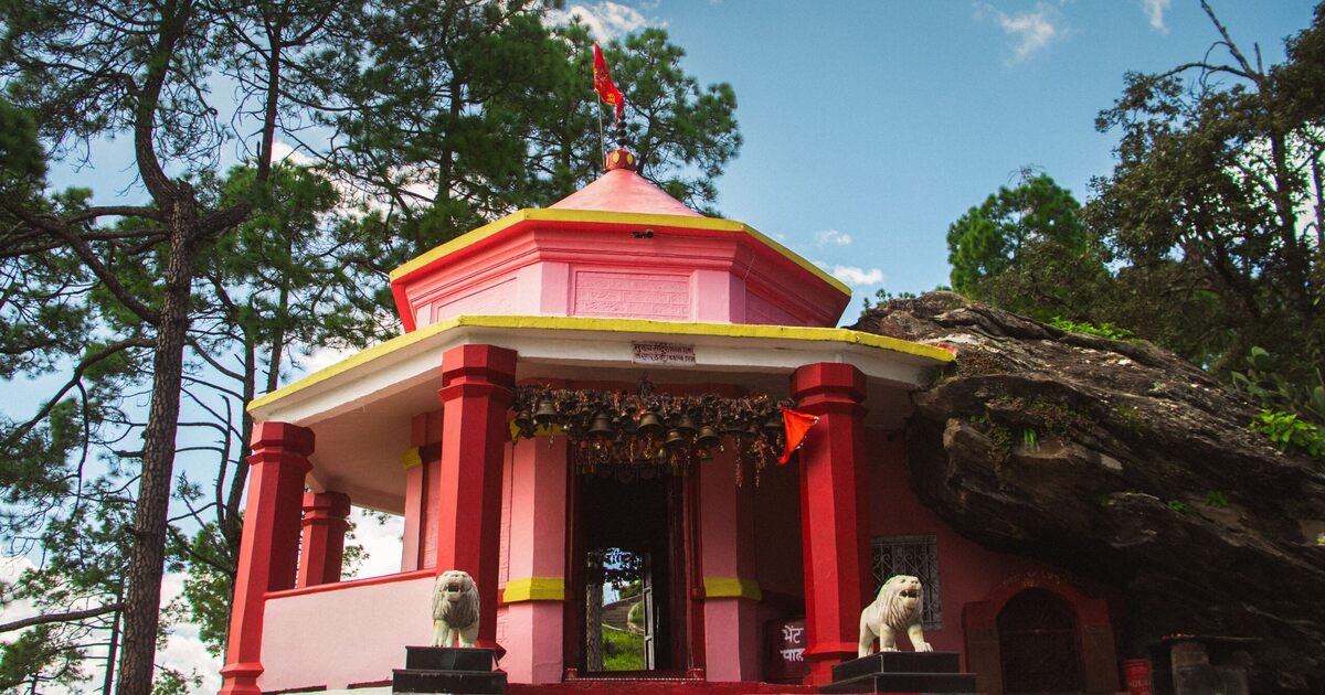 Vishalakshi Devi Temple Varanasi — The Shakti Peetha Most Pilgrims Miss and Should Not | TripCosmos.co