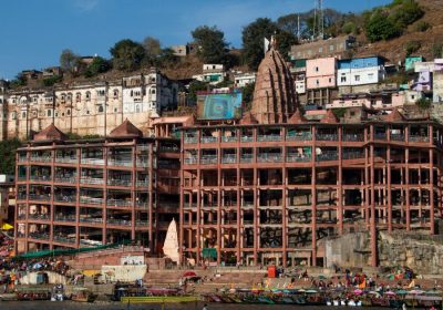 Central India Temple Circuit Guide — Jyotirlingas, UNESCO Heritage, Sacred Rivers, One Seamless Journey