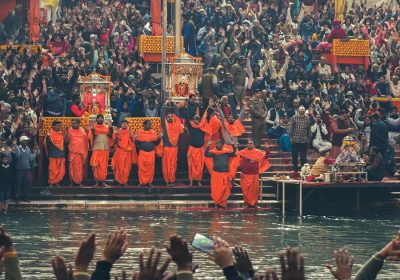 Dubai to Varanasi Temple Tour – Private Sacred Package, Cost & Booking