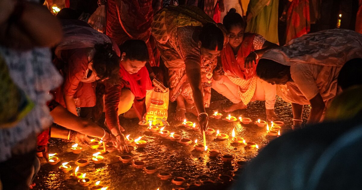 Dev Deepawali VIP Package for Foreign Groups