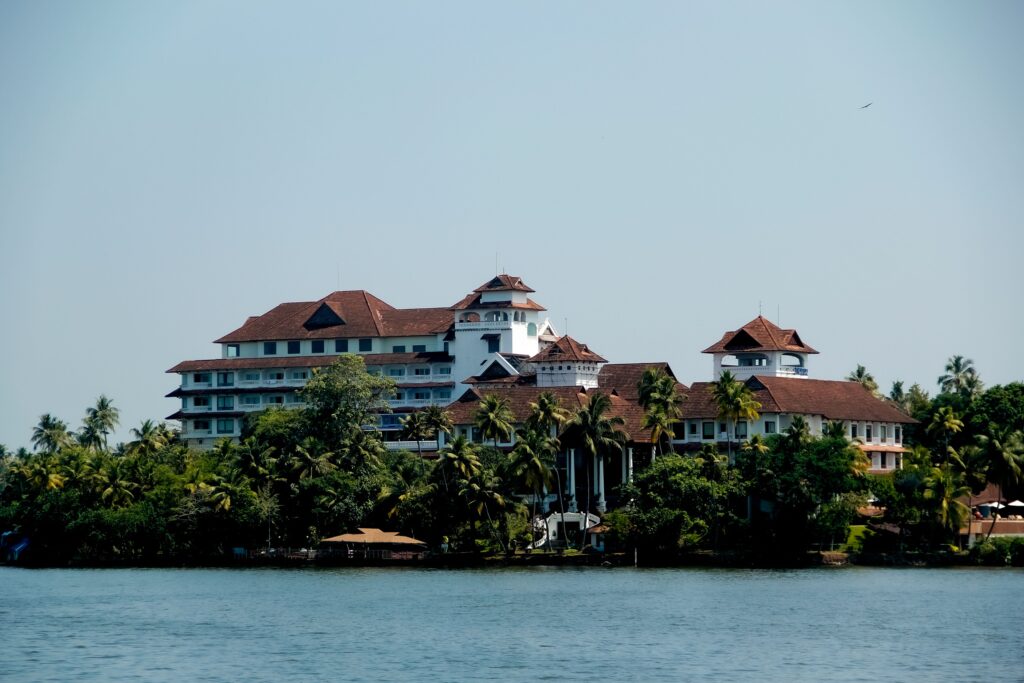 Kochi Senior Citizen Tour Package