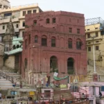 Israeli Backpacker Varanasi Guide