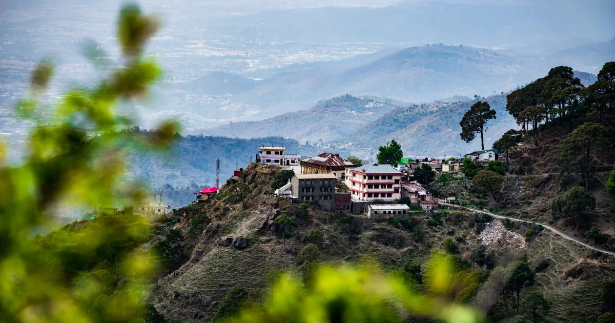 Vaishno Devi for Senior Citizens – Best Route Options, Cost & Booking
